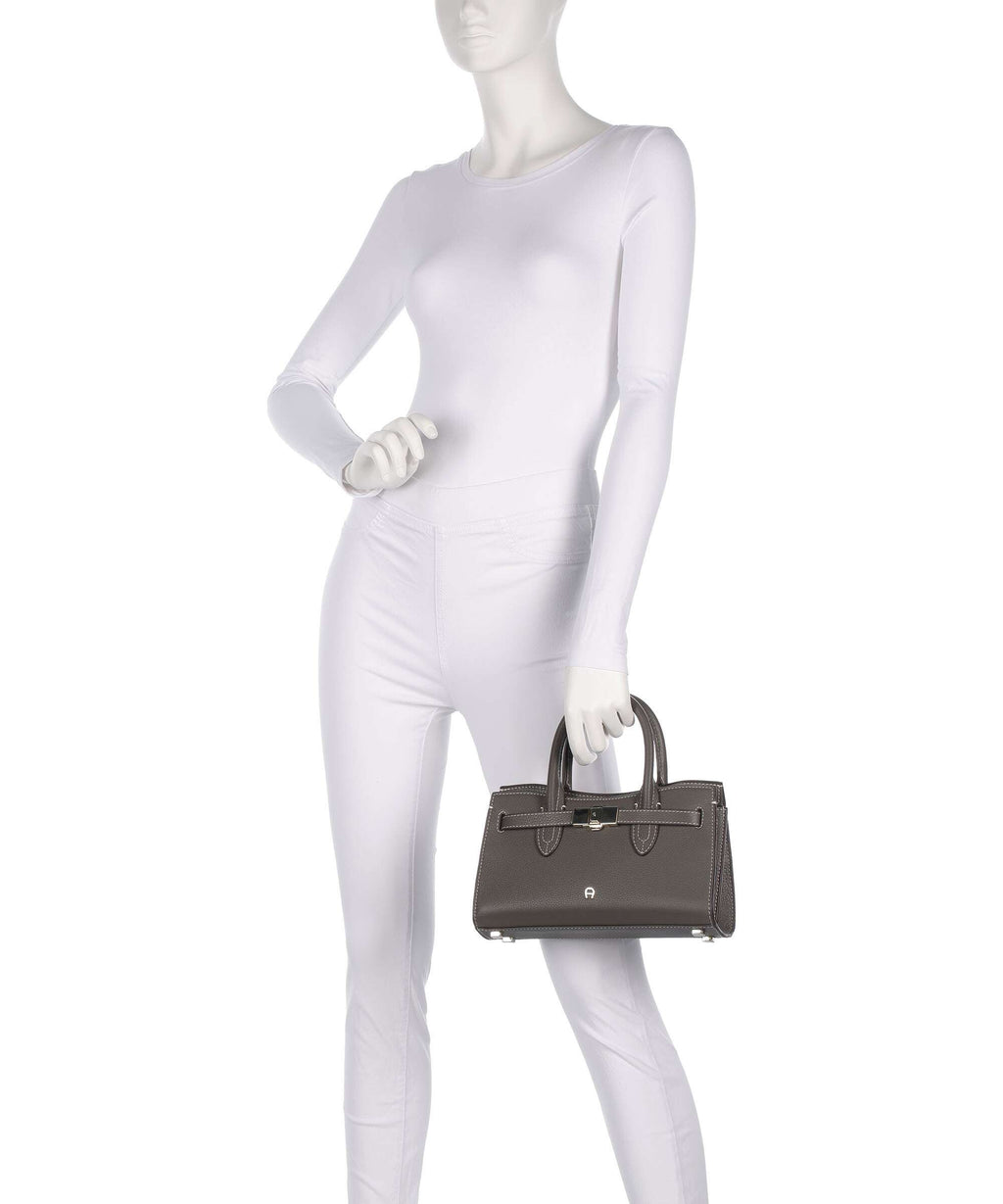 Aigner Farah S Handbag acacia brown