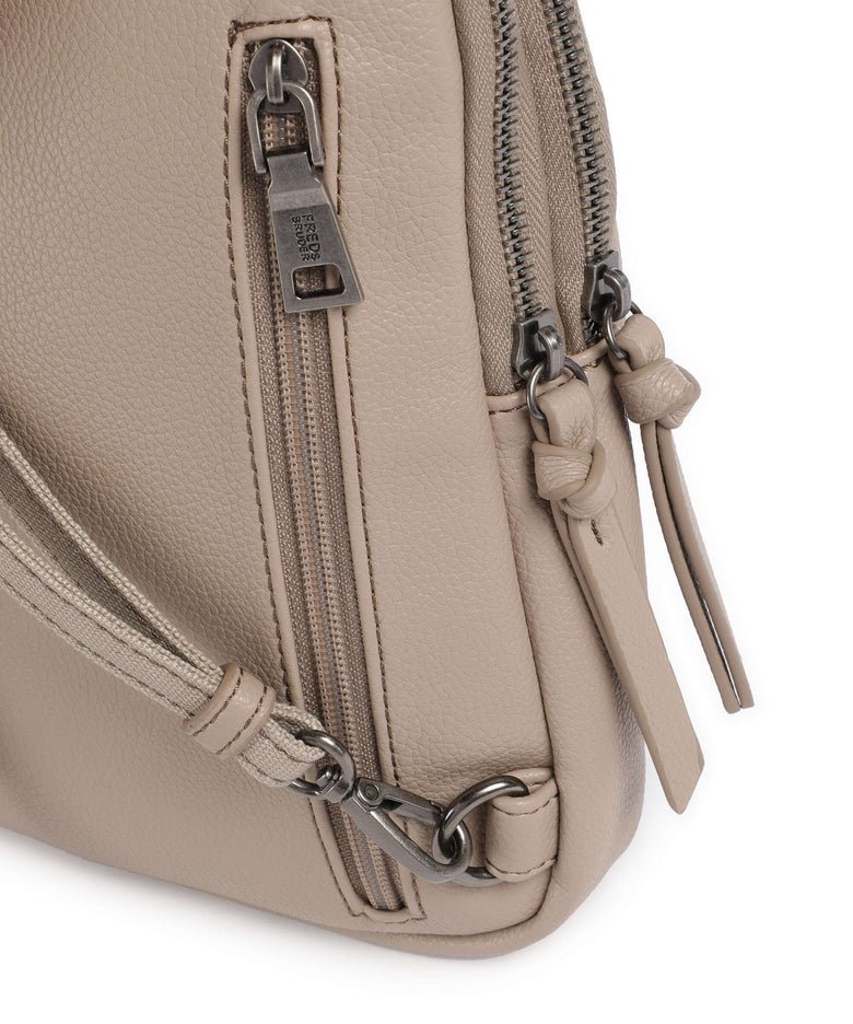 FredsBruder Bestie Sling bag powder taupe
