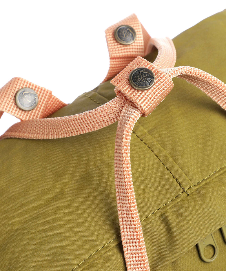 Fjällräven Kånken Backpack foliage green/peach sand