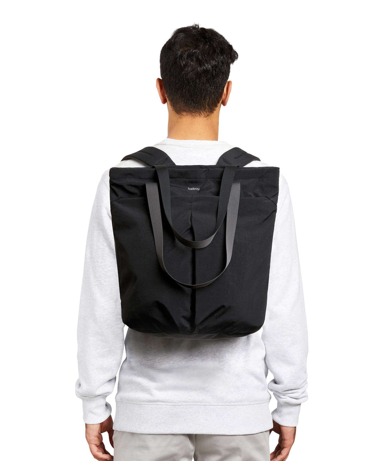 Bellroy Lite 18 Backpack bag black