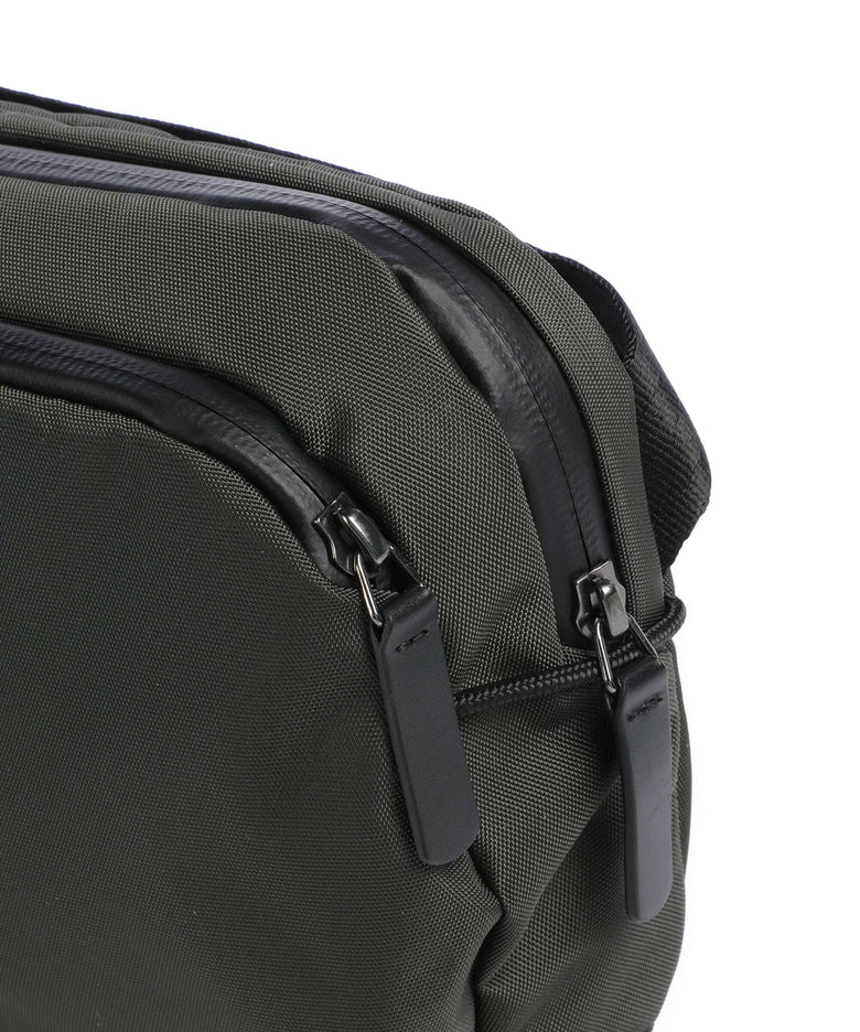 Bellroy Transit 5 Sling bag olive