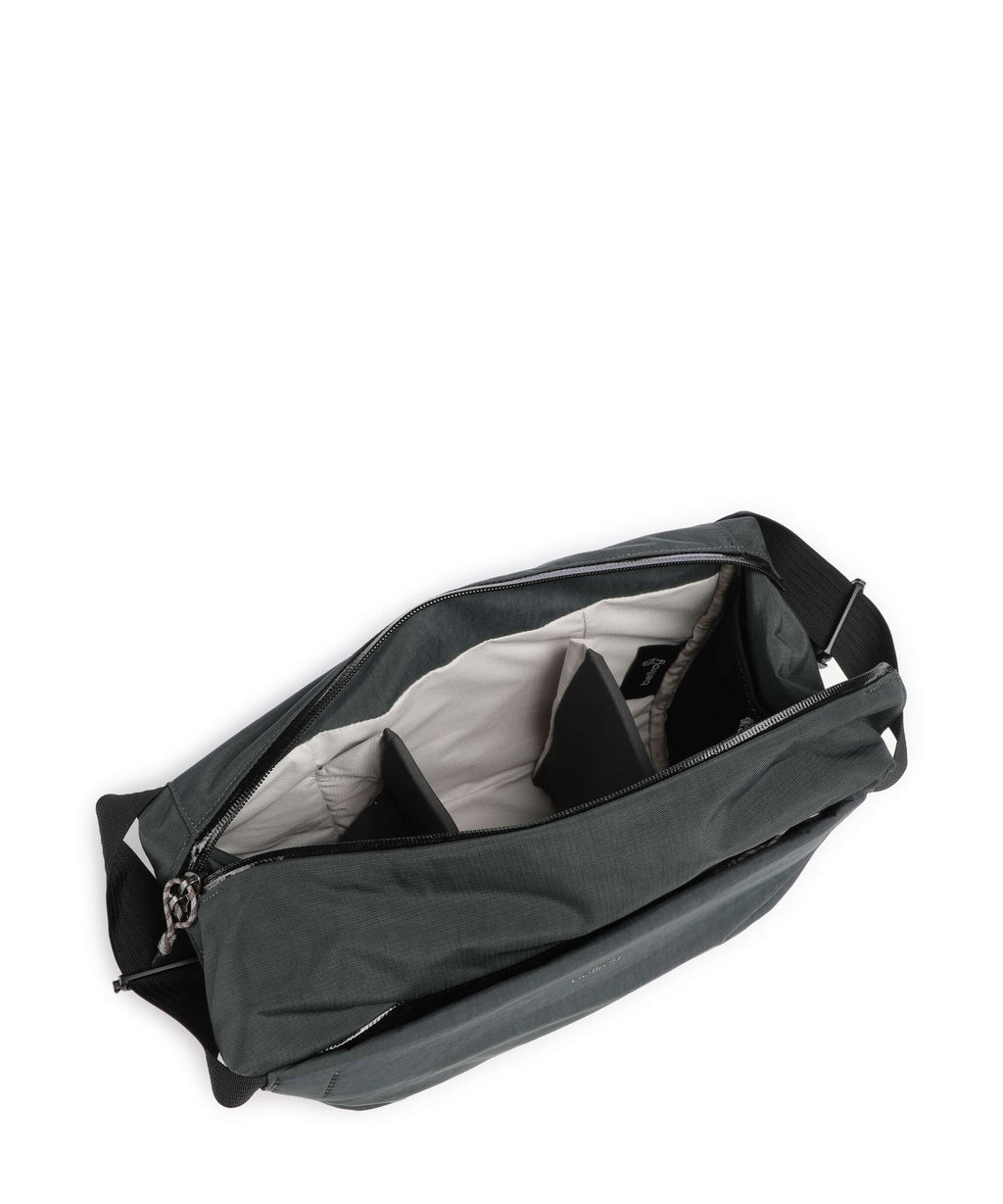 Bellroy Venture 10 Camera Fanny pack deep ocean